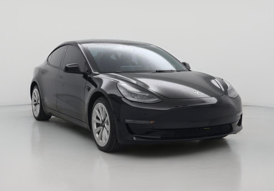2022 Tesla Model 3 Long Range All-Wheel Drive in Black — CarMax photo