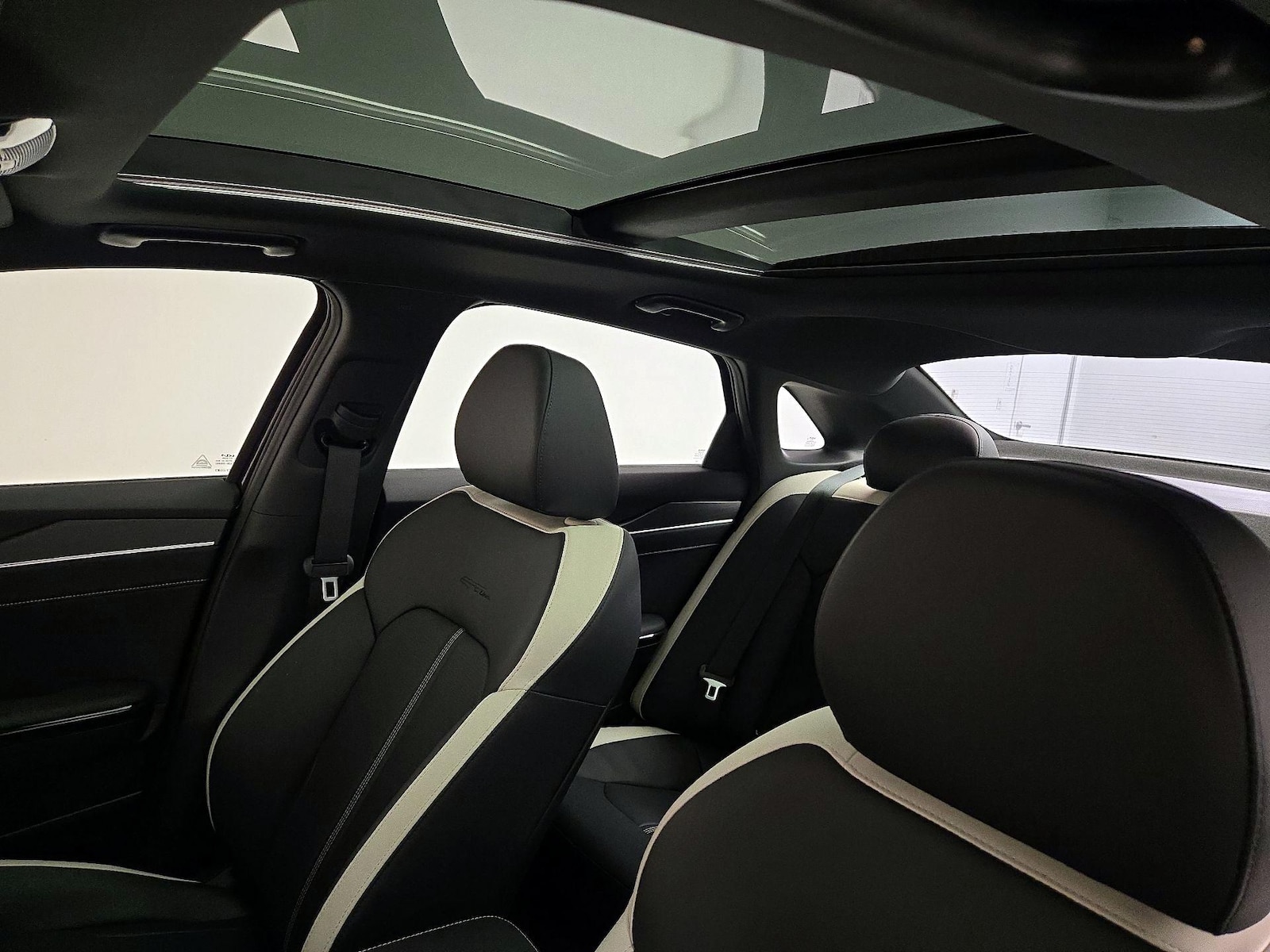 Panoramic Sunroof