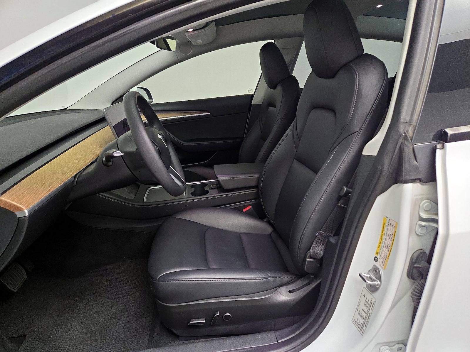 2023 Tesla Model 3, photo 12