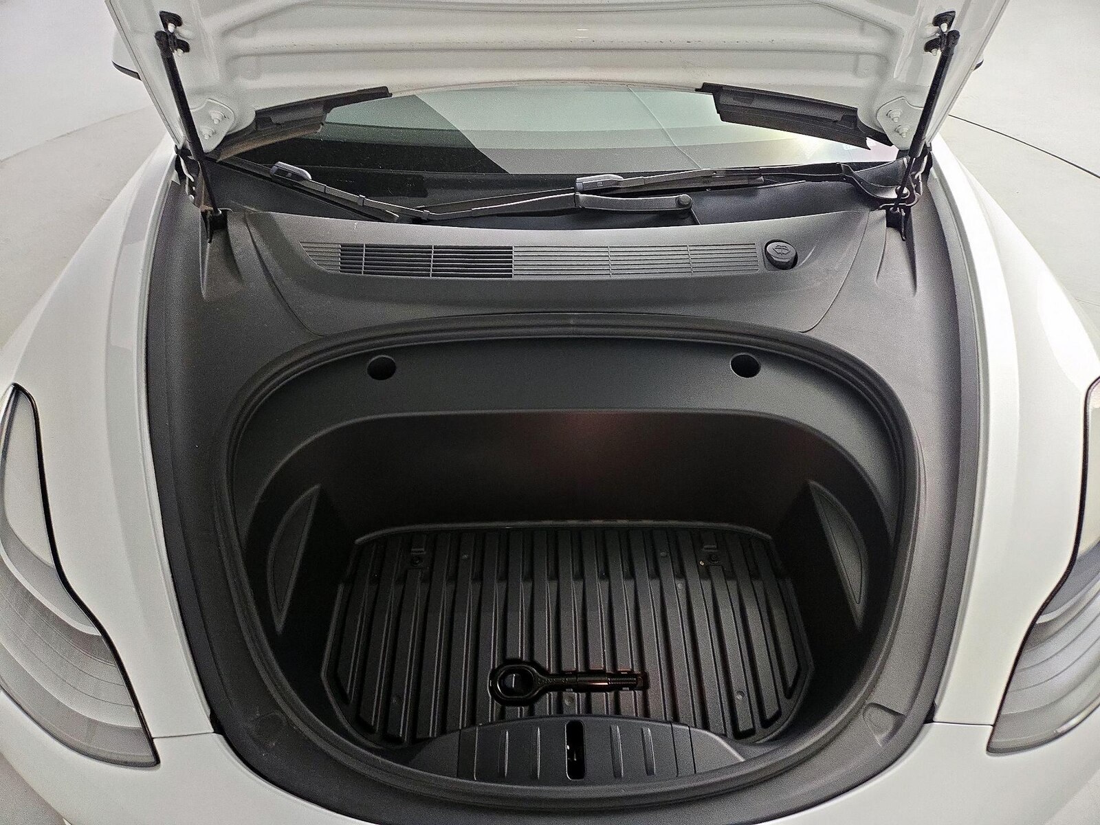 2023 Tesla Model 3, photo 23
