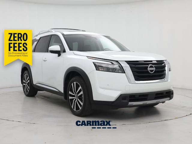 White 2025 Nissan Pathfinder SUV / Crossover All-Wheel Drive Automatic