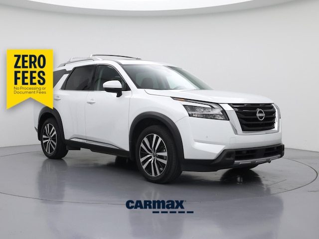 White 2025 Nissan Pathfinder SUV / Crossover Front-Wheel Drive Automatic