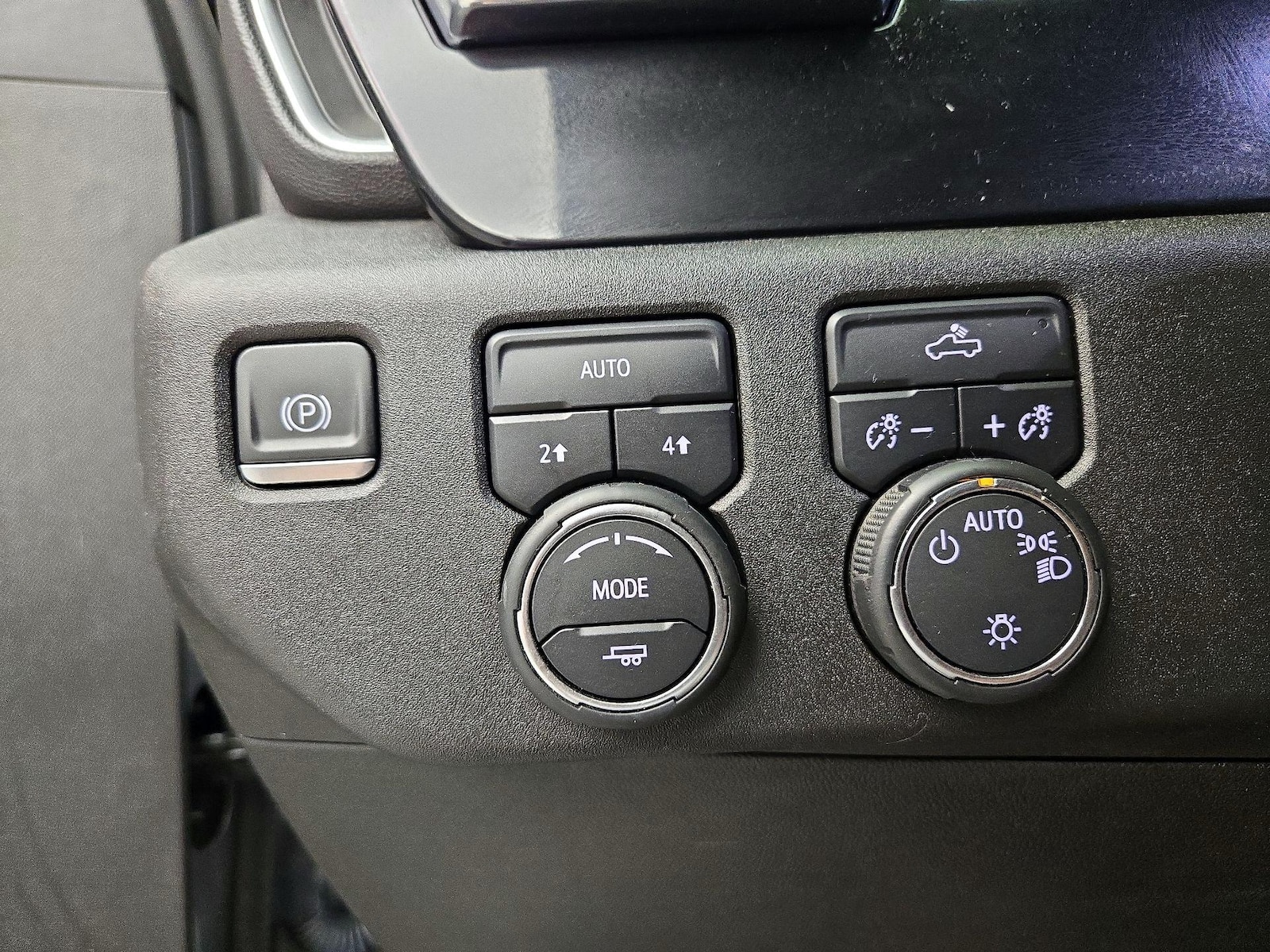 2024 Chevrolet Silverado 1500 LT - Photo 14