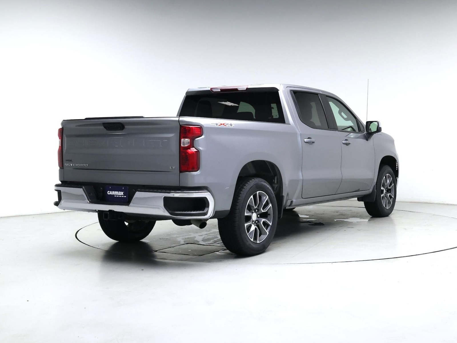 2024 Chevrolet Silverado 1500 LT - Photo 9