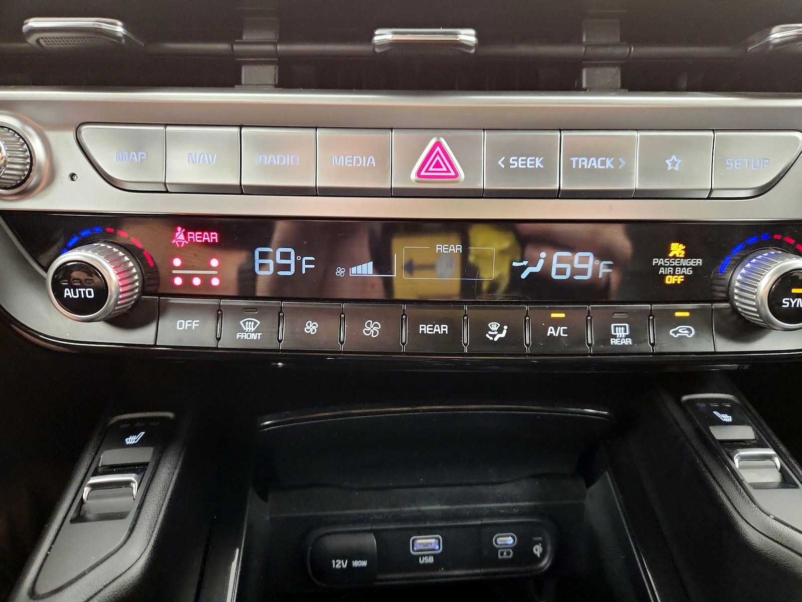 2025 Kia Telluride S - Photo 18