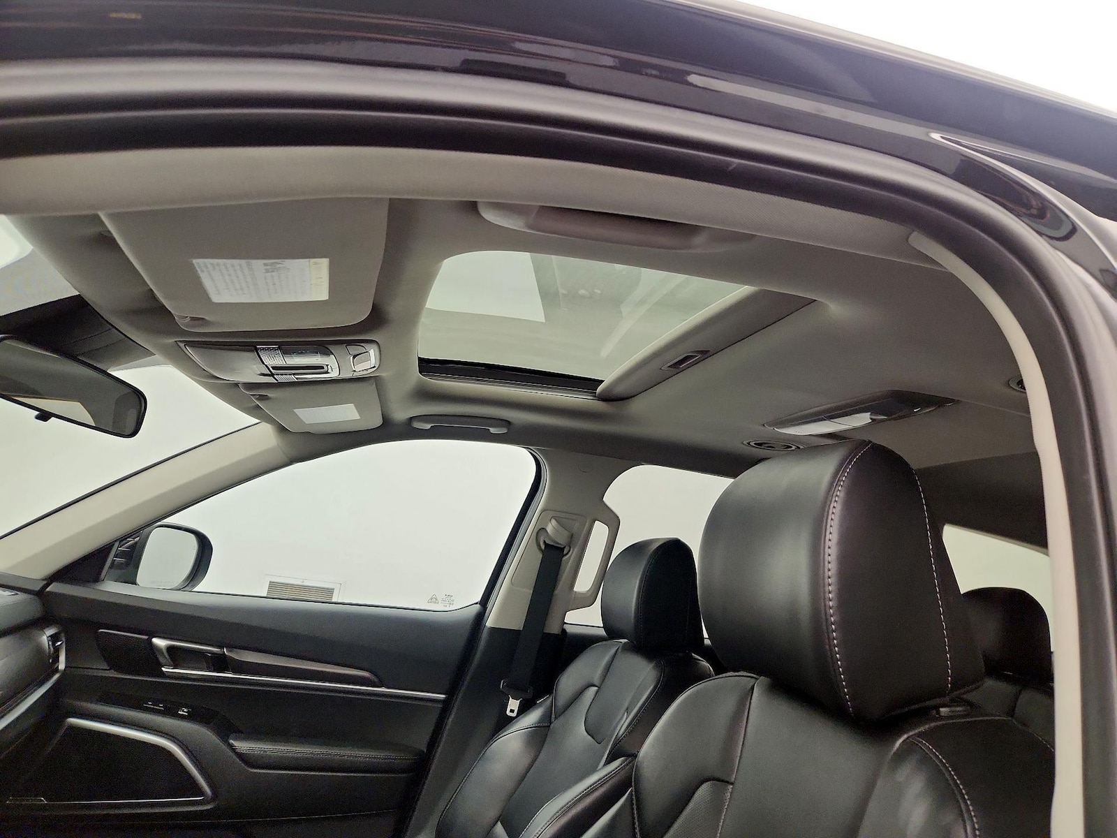 2025 Kia Telluride S - Photo 21