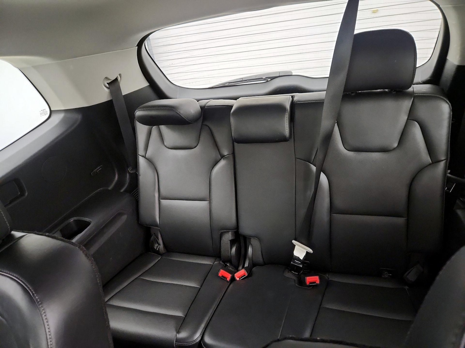 2025 Kia Telluride S - Photo 23