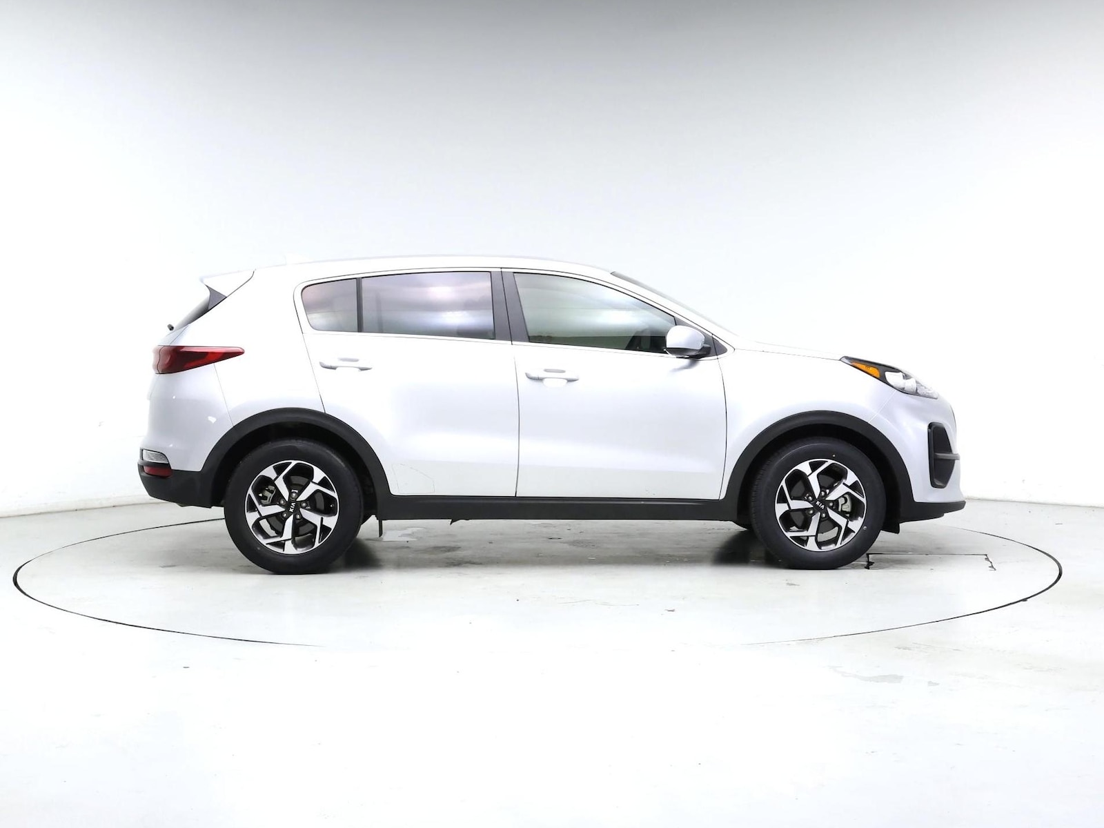 2020 Kia Sportage LX - Photo 8