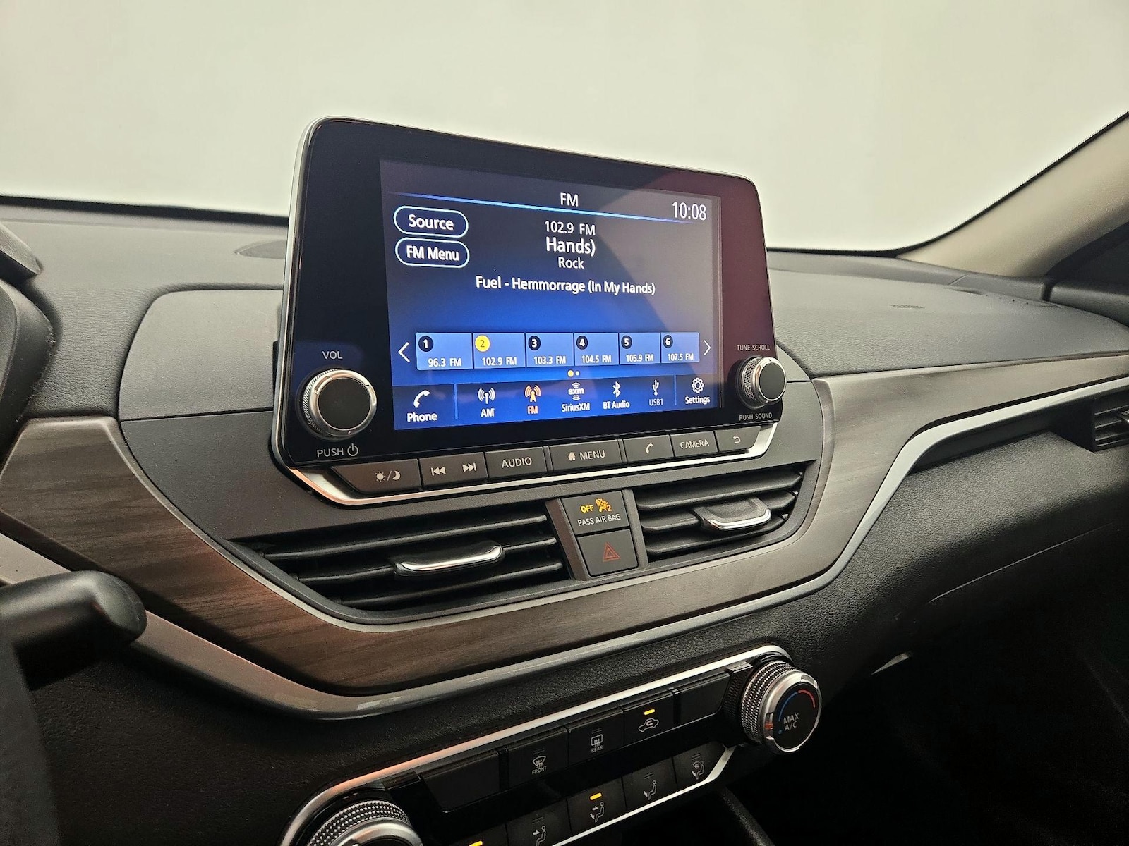 2024 Nissan Altima SV - Photo 16