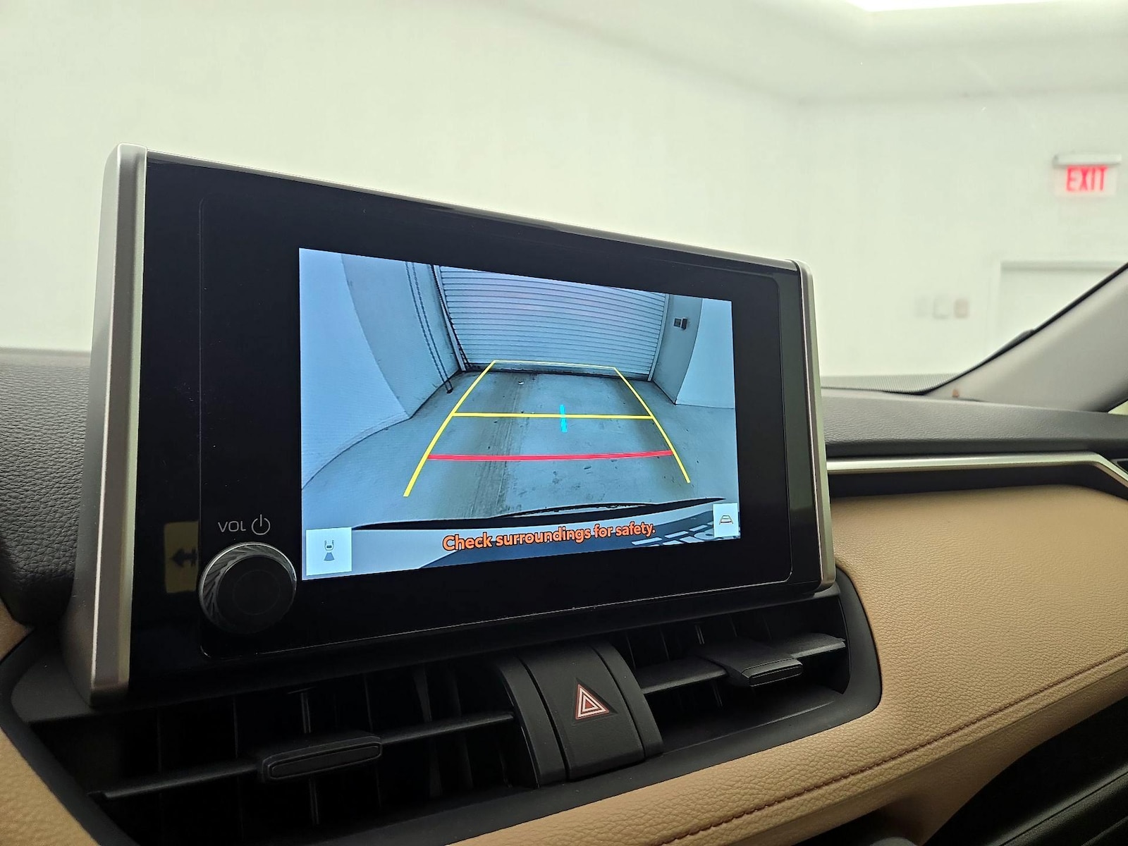 2025 Toyota RAV4 LE - Photo 13