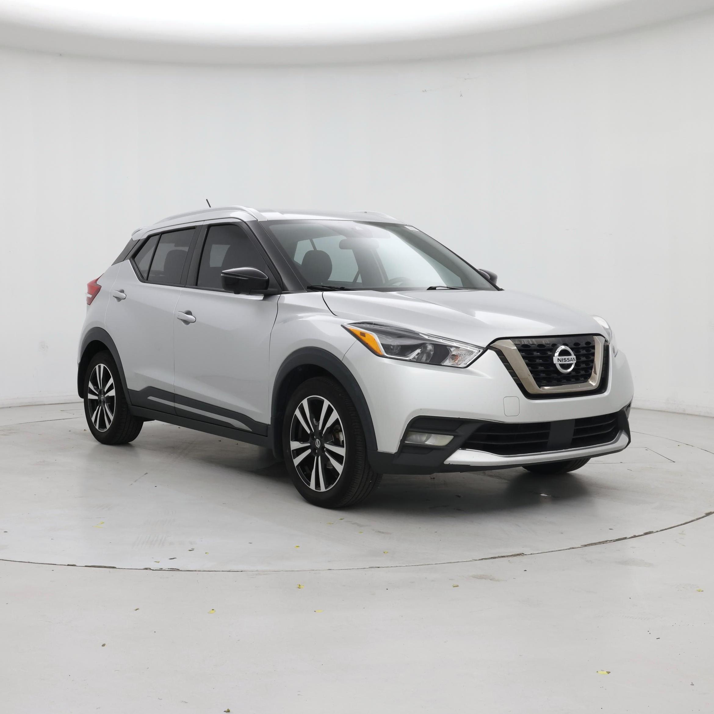 Silver 2020 Nissan Kicks SUV / Crossover Front-Wheel Drive Automatic