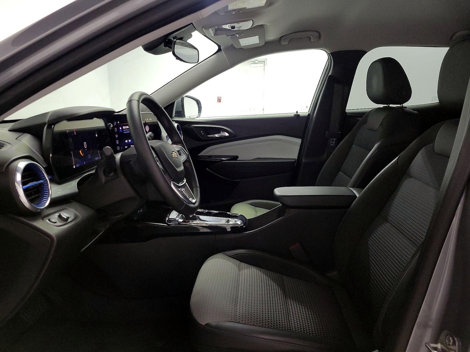 2026 Chevrolet Trax LT - Photo 12