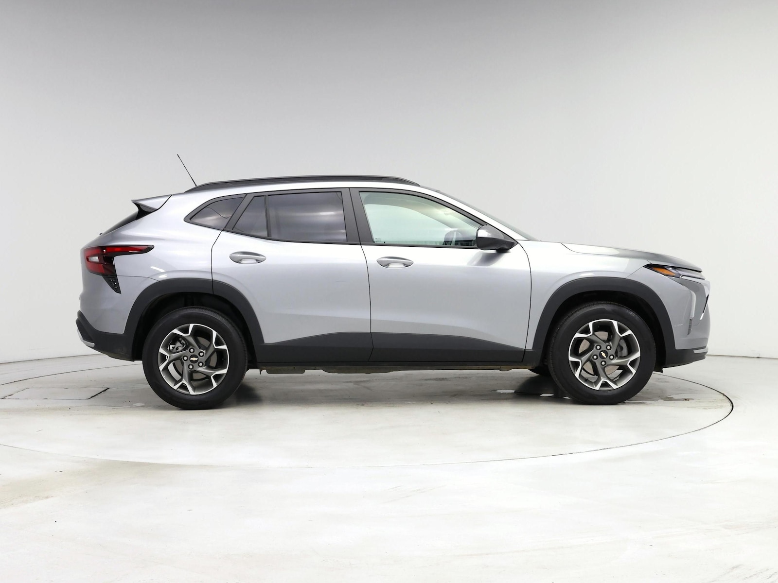 2026 Chevrolet Trax LT - Photo 8