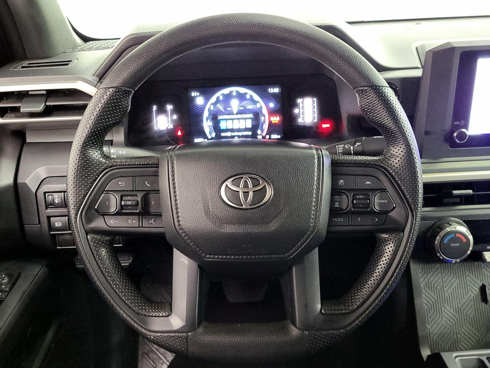 2024 Toyota Tacoma SR - Photo 11