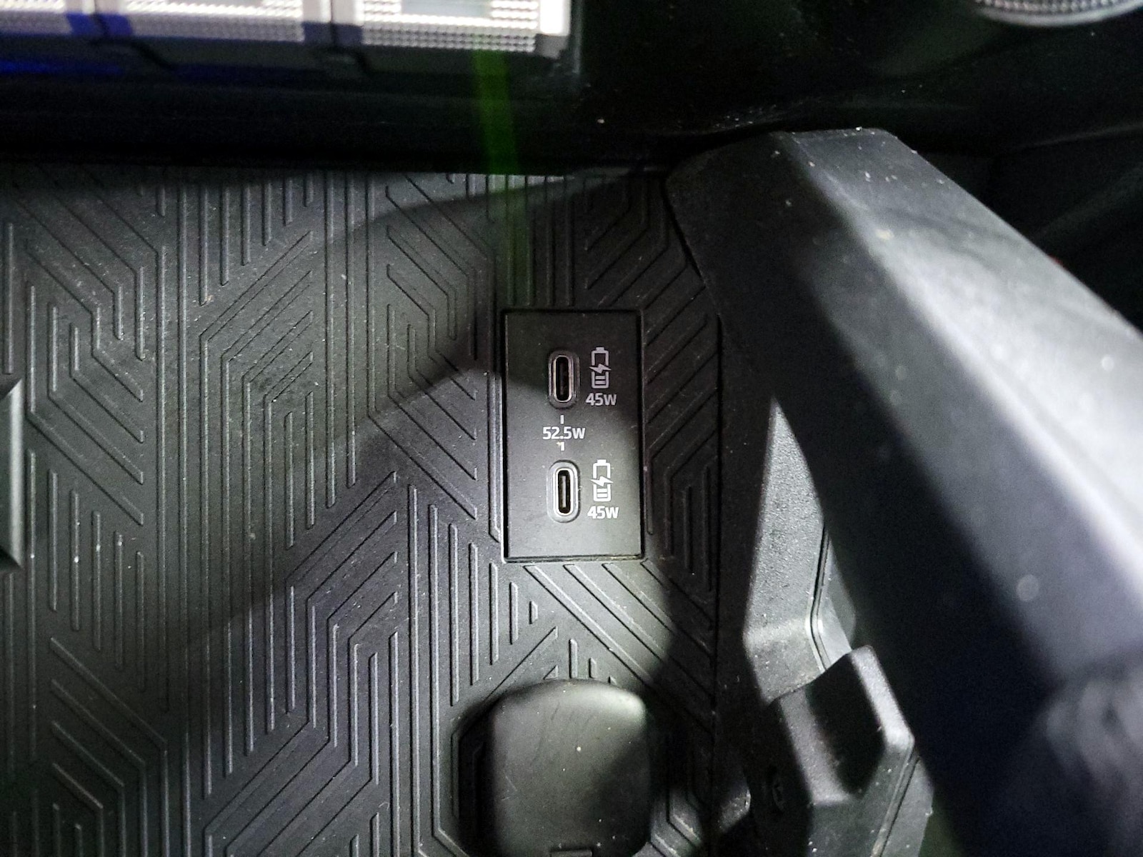 2024 Toyota Tacoma SR - Photo 20