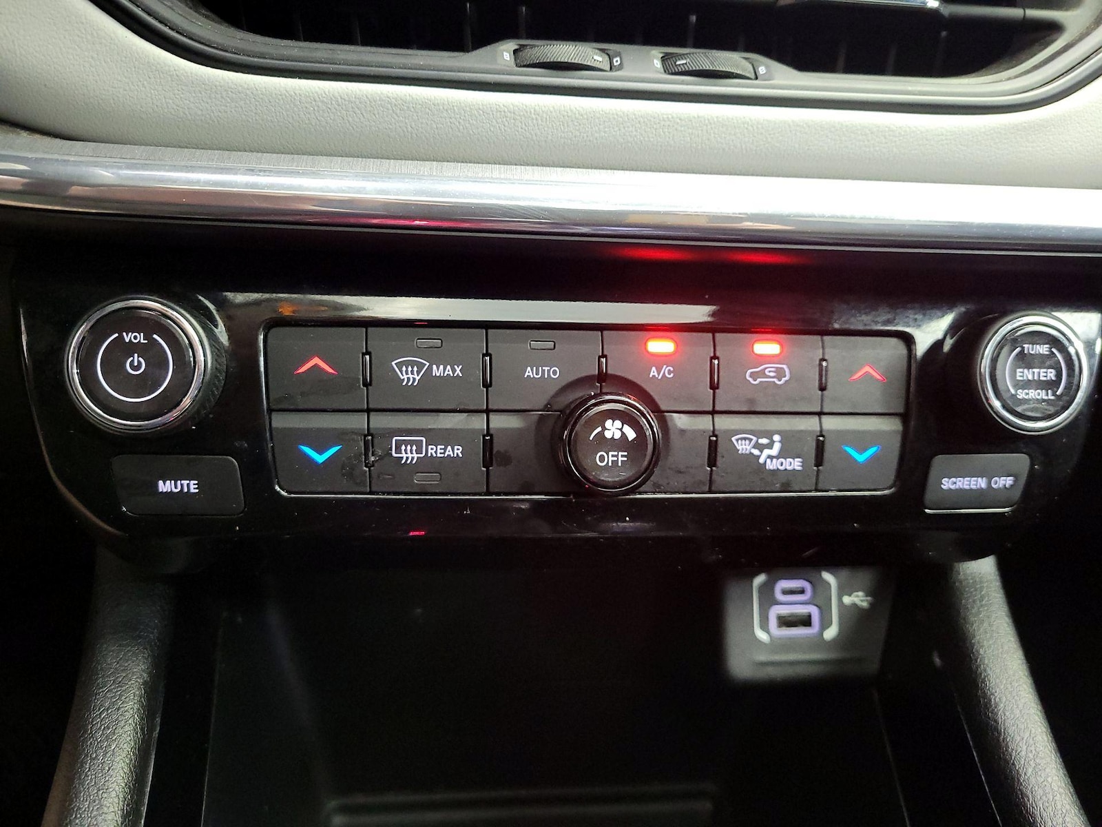 2023 Jeep Compass Limited - Photo 17