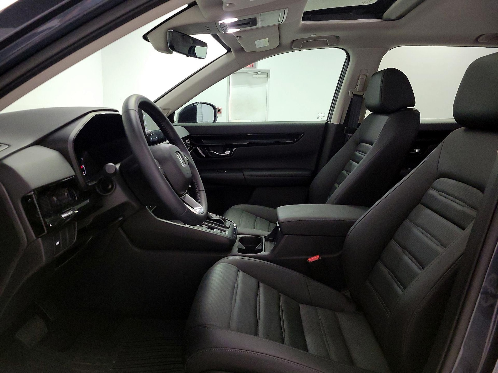 Power Seat(s) & Leather Seats