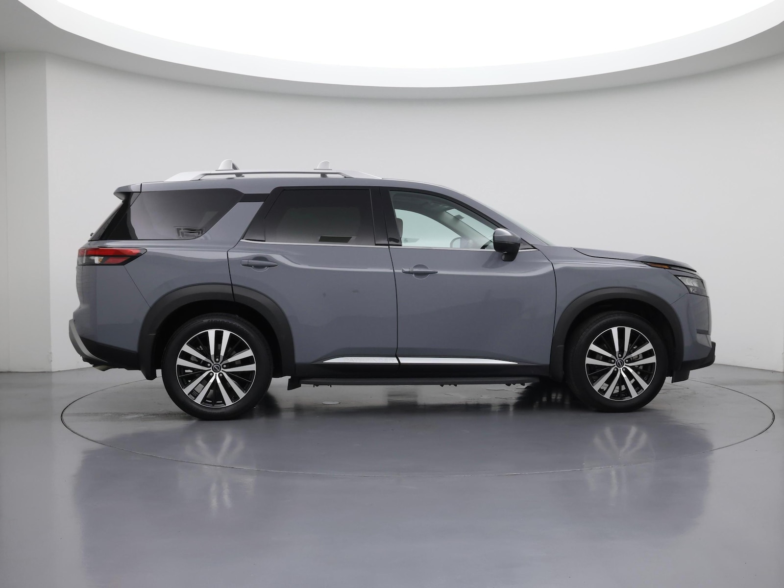 2025 Nissan Pathfinder Platinum - Photo 8