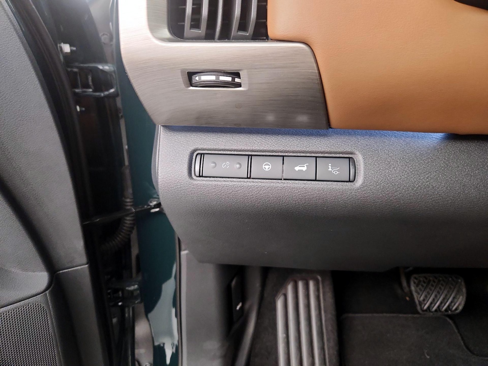 2025 Nissan Pathfinder Platinum - Photo 14