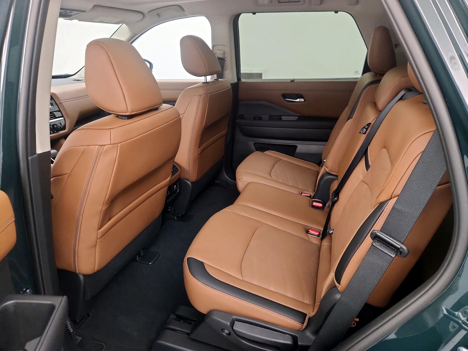 2025 Nissan Pathfinder Platinum - Photo 21