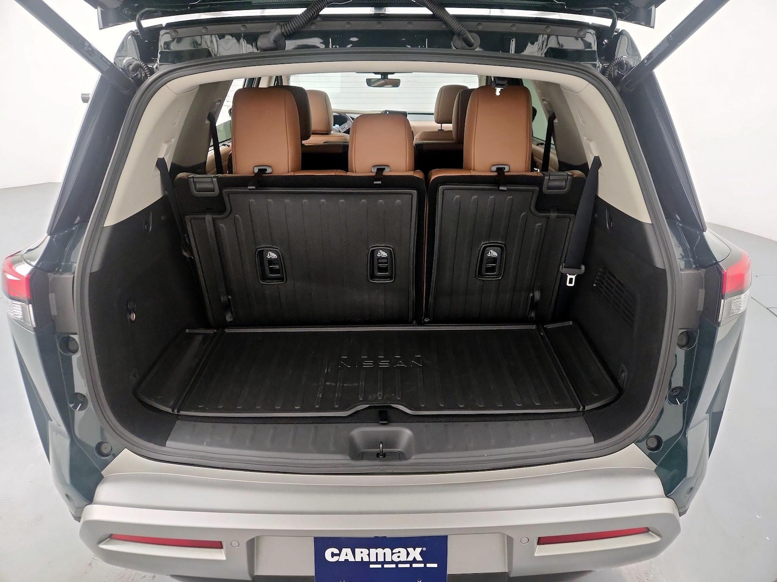 2025 Nissan Pathfinder Platinum - Photo 23