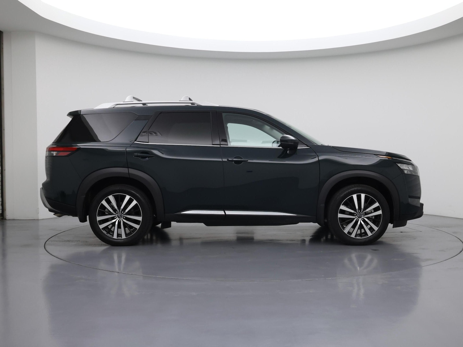 2025 Nissan Pathfinder Platinum - Photo 8
