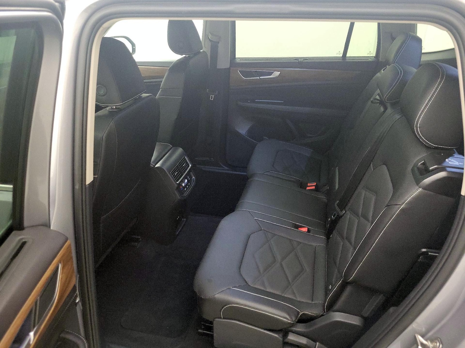 Rear Air Conditioning