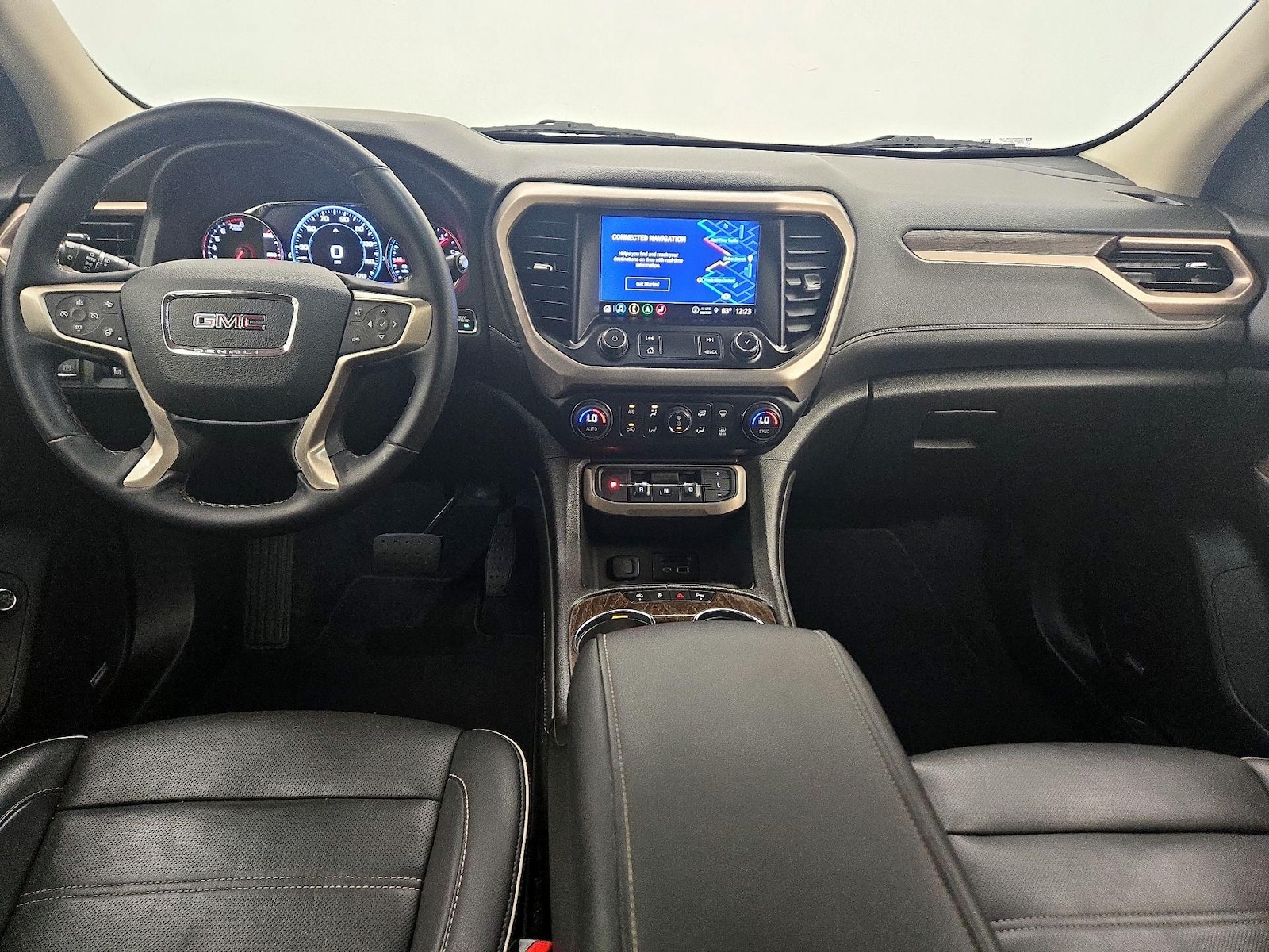2023 GMC Acadia Denali - Photo 10