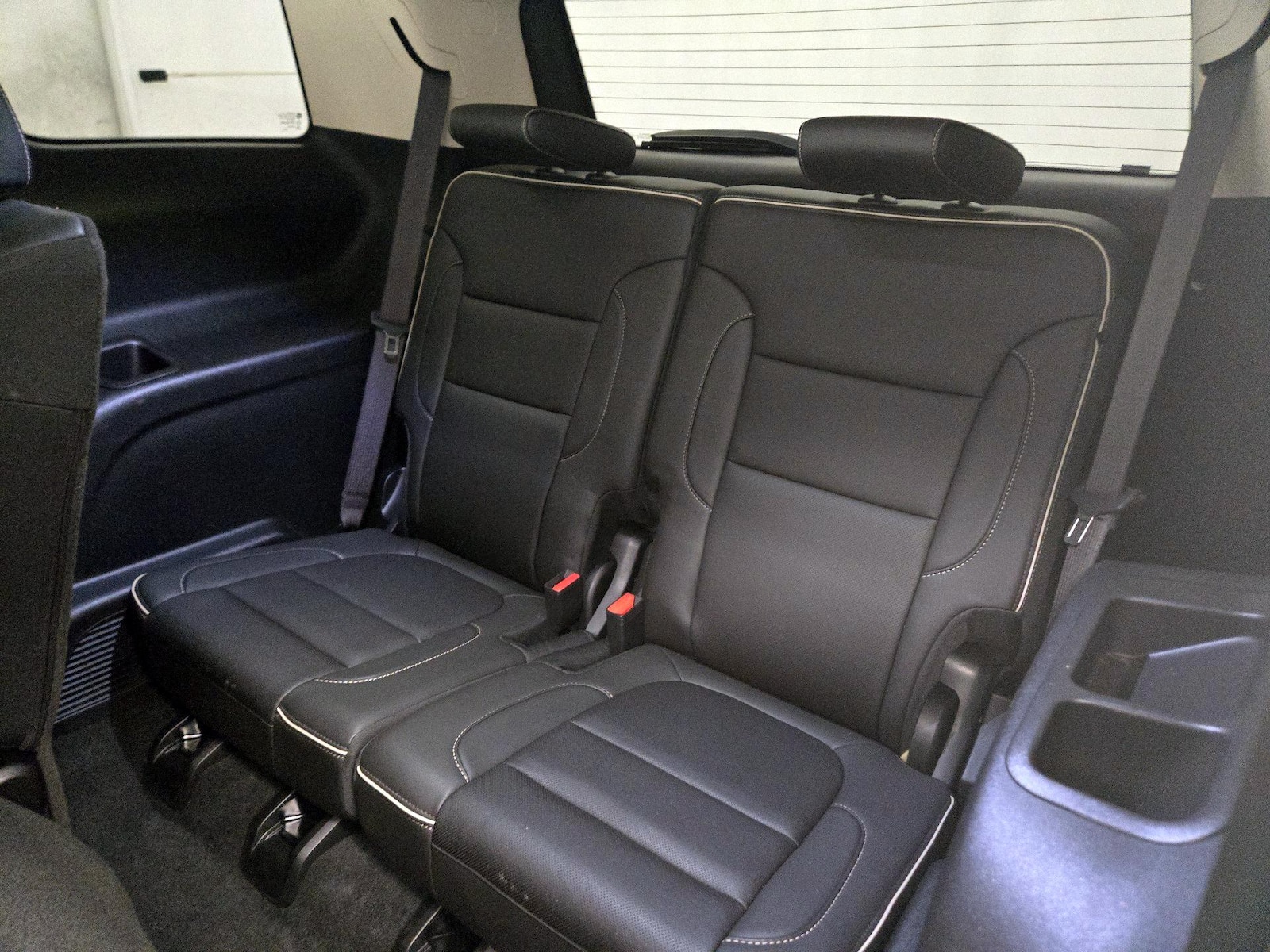2023 GMC Acadia Denali - Photo 22