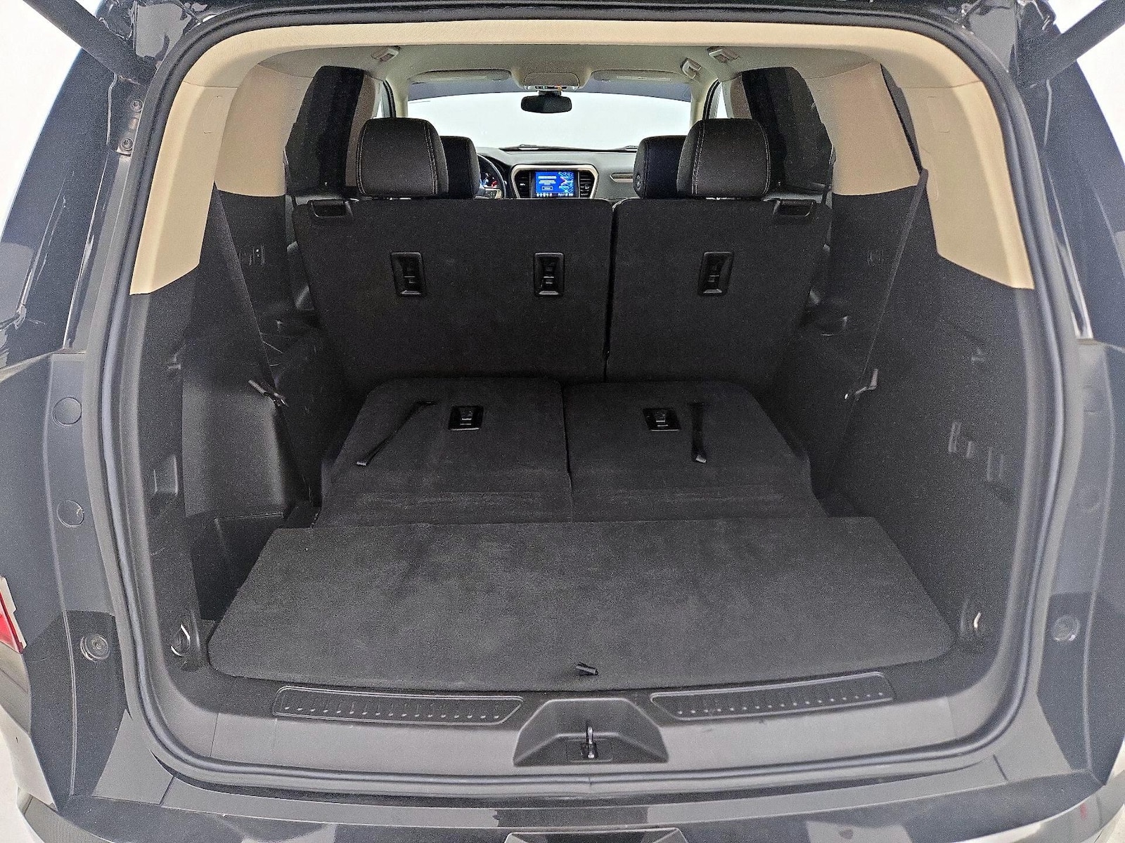 2023 GMC Acadia Denali - Photo 24