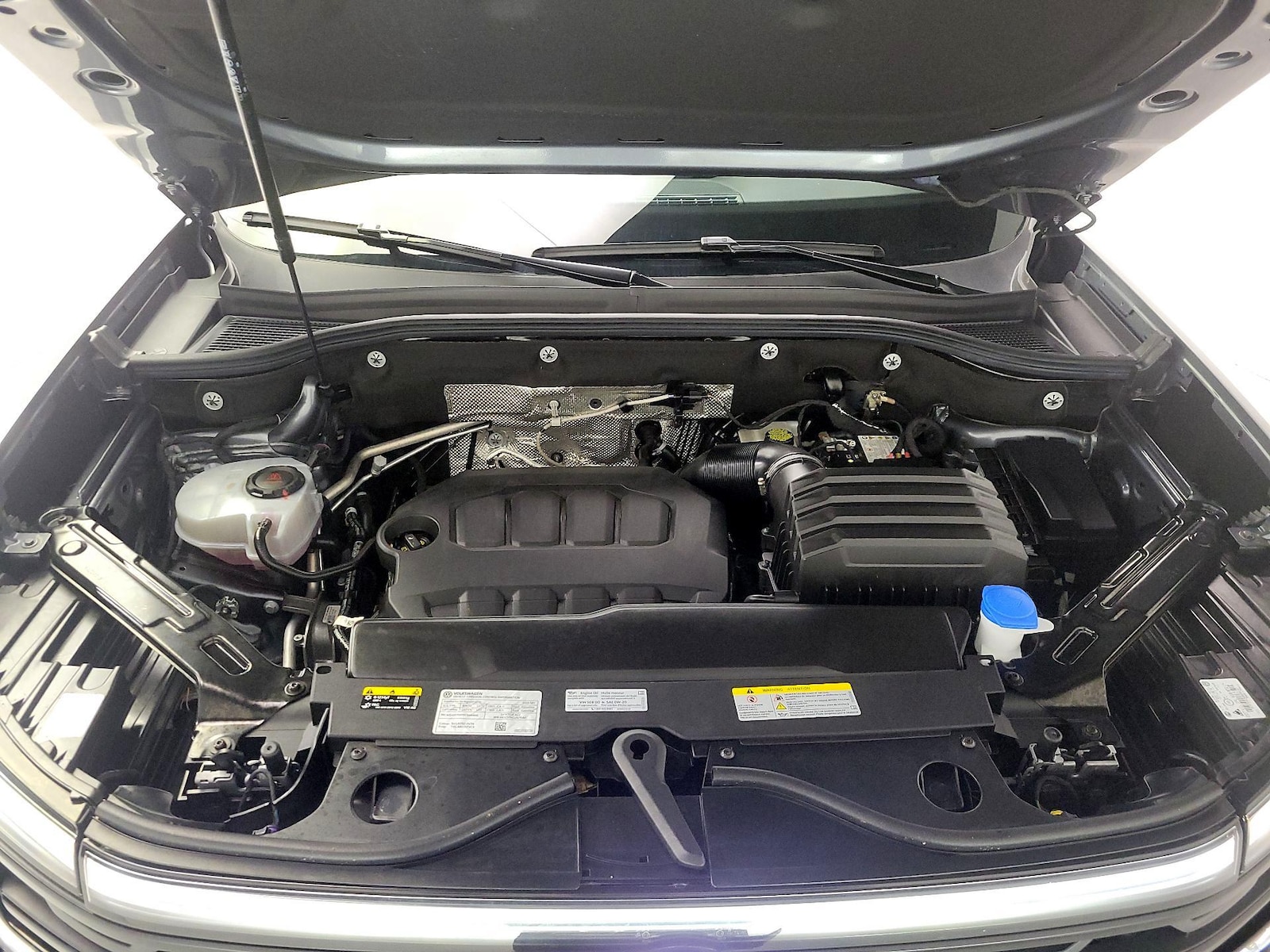 2025 Volkswagen Atlas Cross Sport SE w/Tech - Photo 23