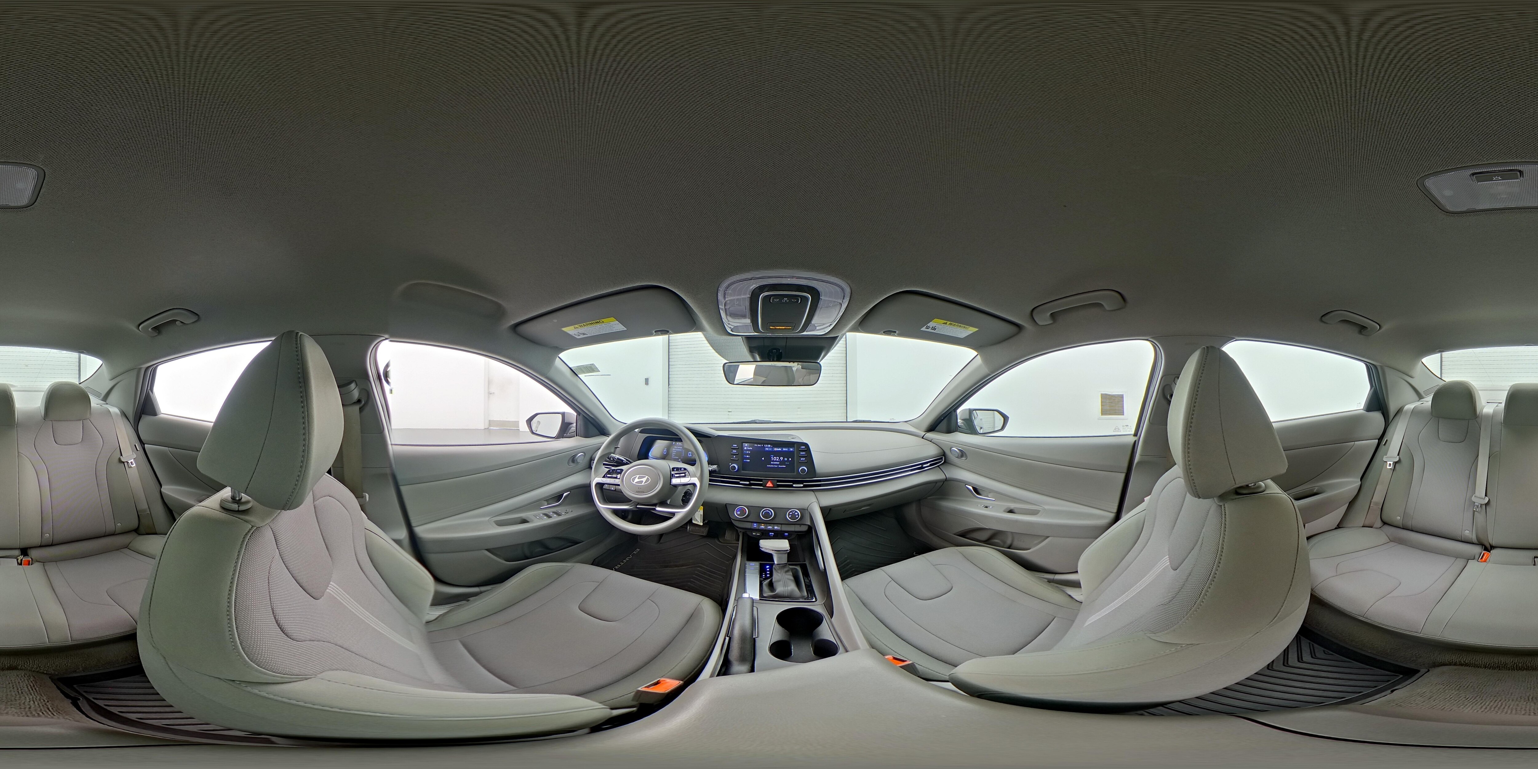 2025 Hyundai Elantra SE - Photo 24