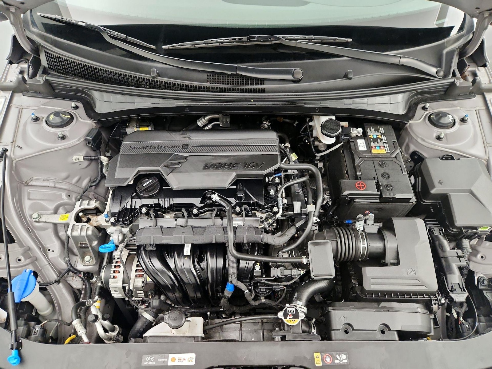 2025 Hyundai Elantra SE - Photo 22