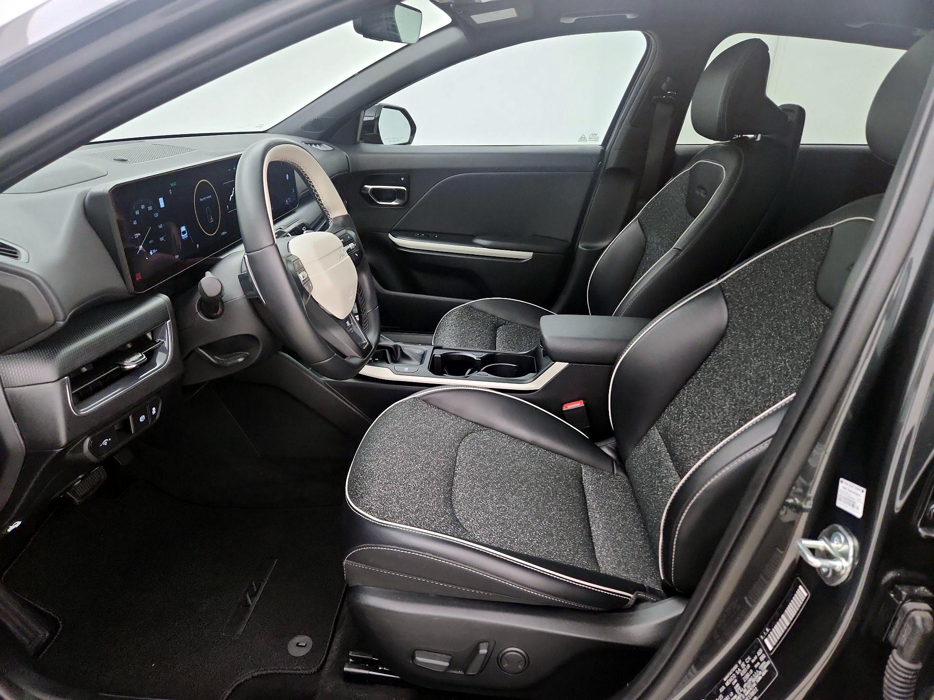 Thumbnail: 2025 Kia K4 - 11