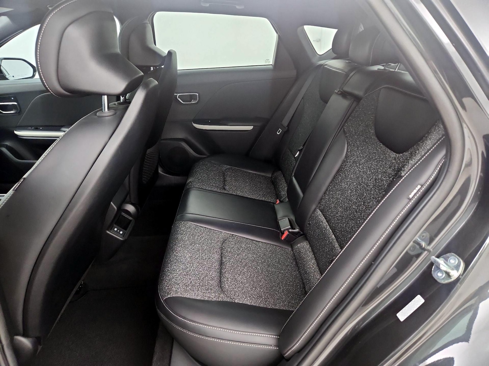 2025 Kia K4 GT-Line - Photo 22