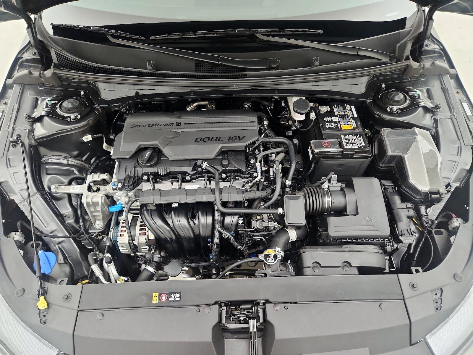 2025 Kia K4 GT-Line - Photo 24