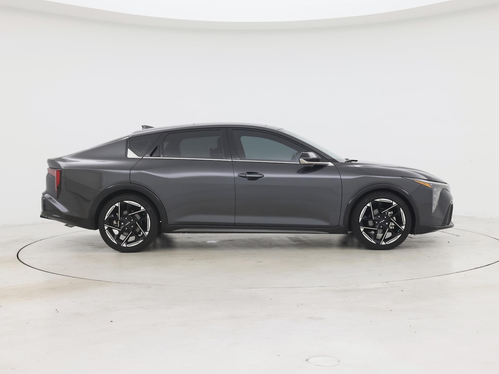 2025 Kia K4 GT-Line - Photo 8