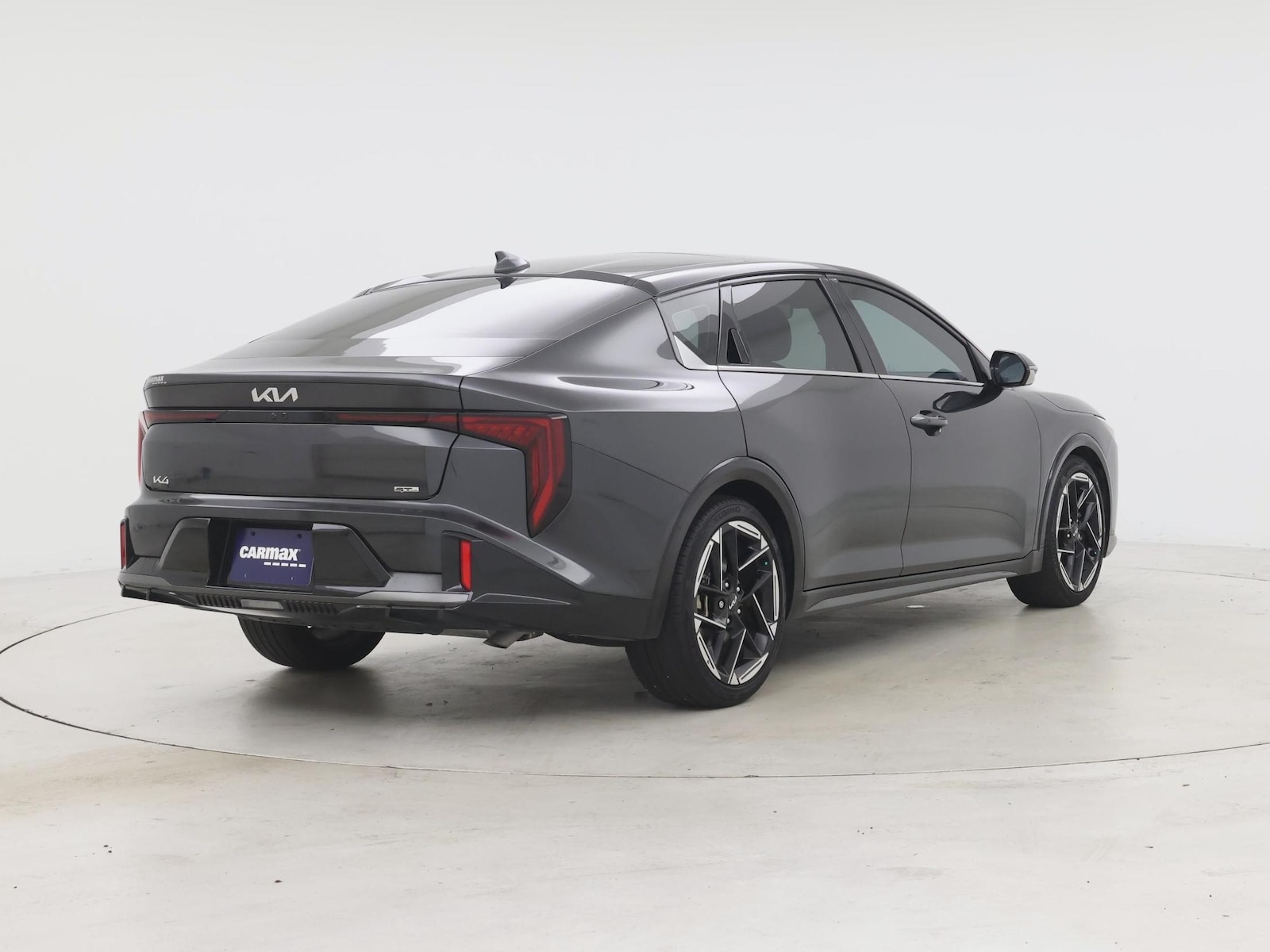 2025 Kia K4 GT-Line - Photo 9