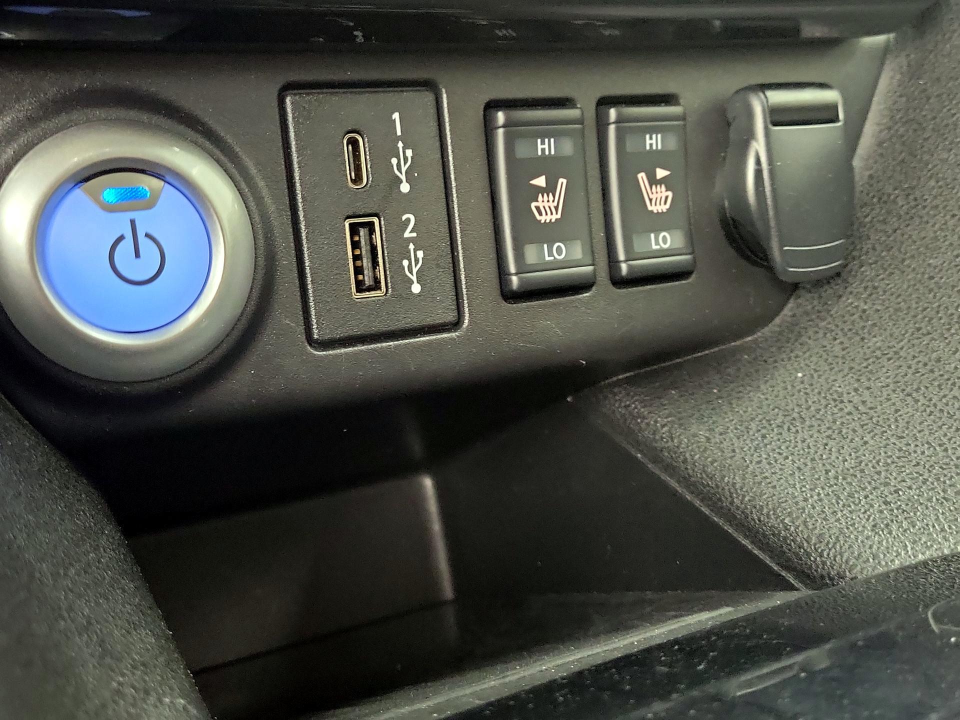 Thumbnail: 2024 Nissan Leaf - 18