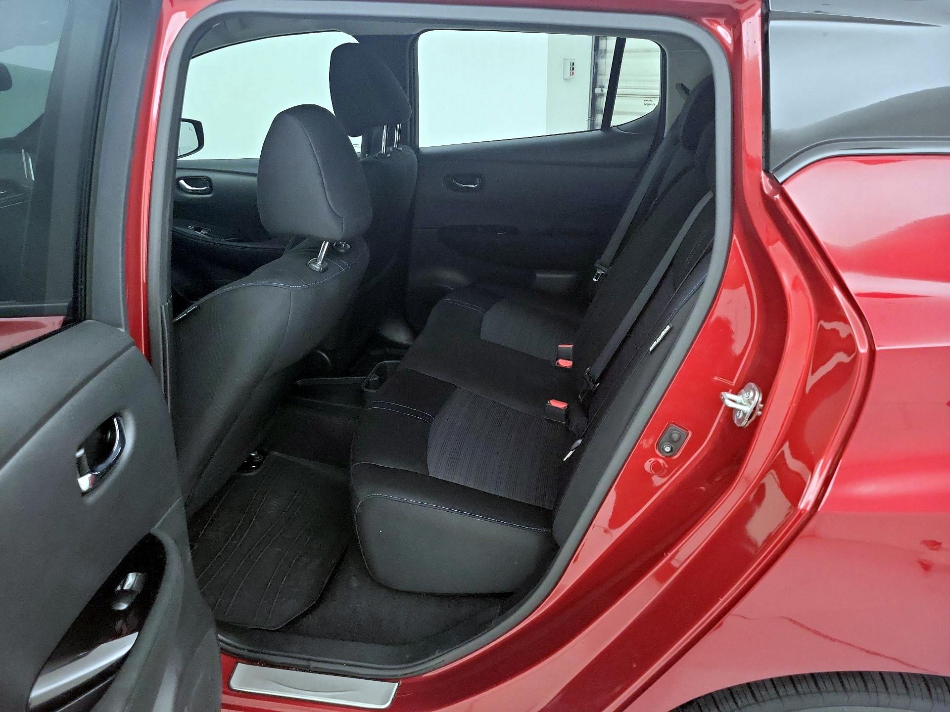Thumbnail: 2024 Nissan Leaf - 19
