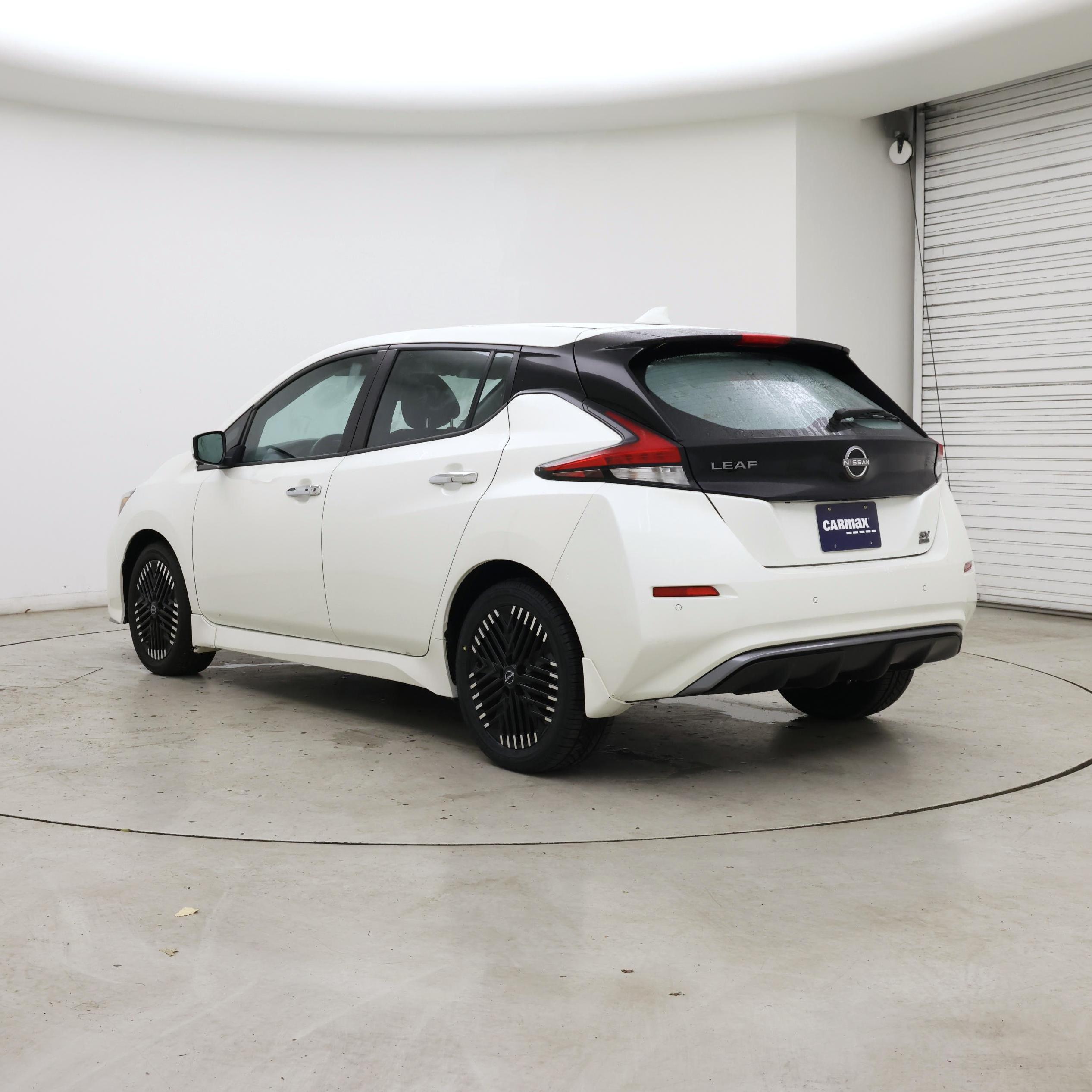 Thumbnail: 2023 Nissan Leaf - 2