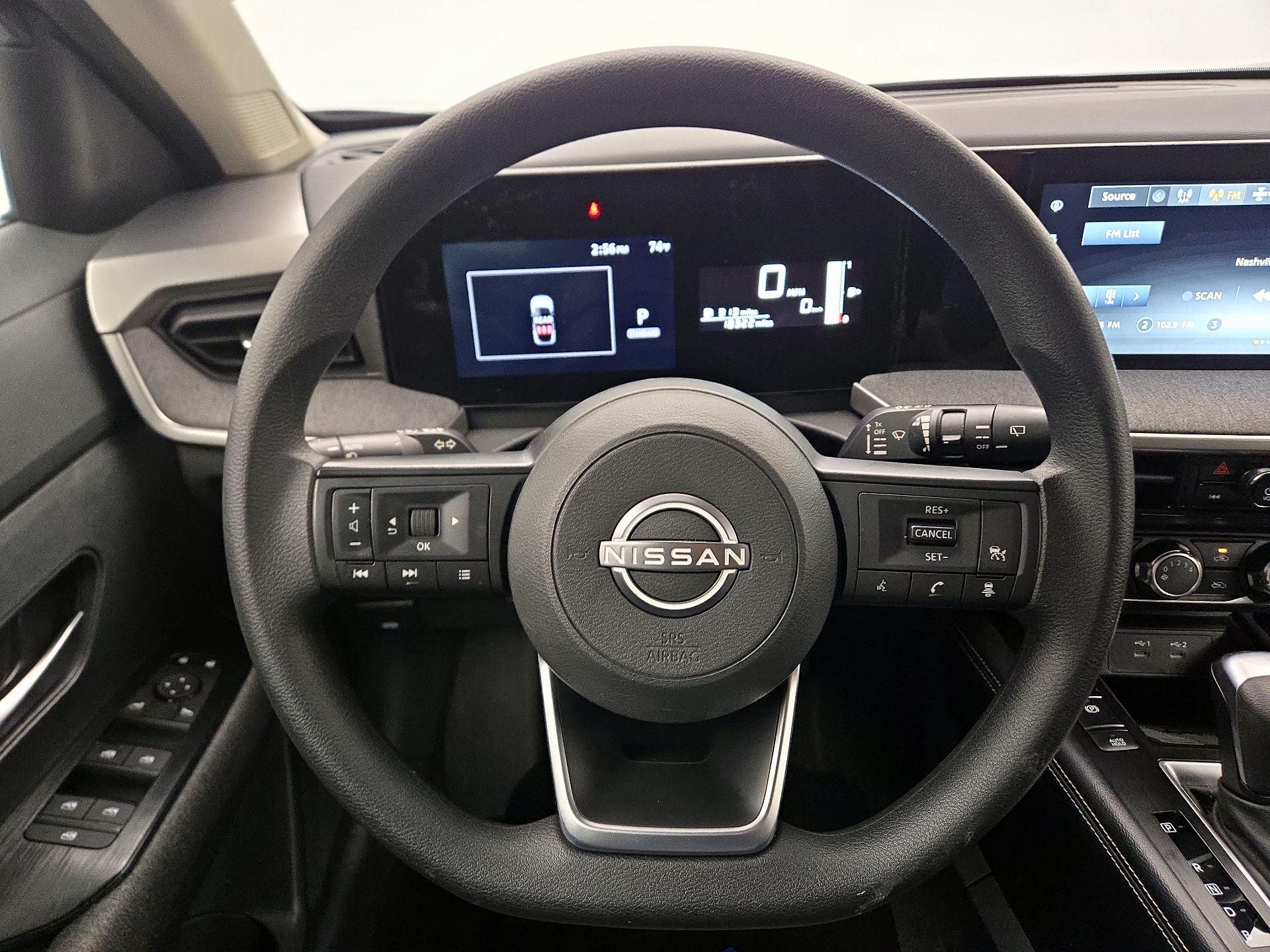Thumbnail: 2025 Nissan Kicks - 10
