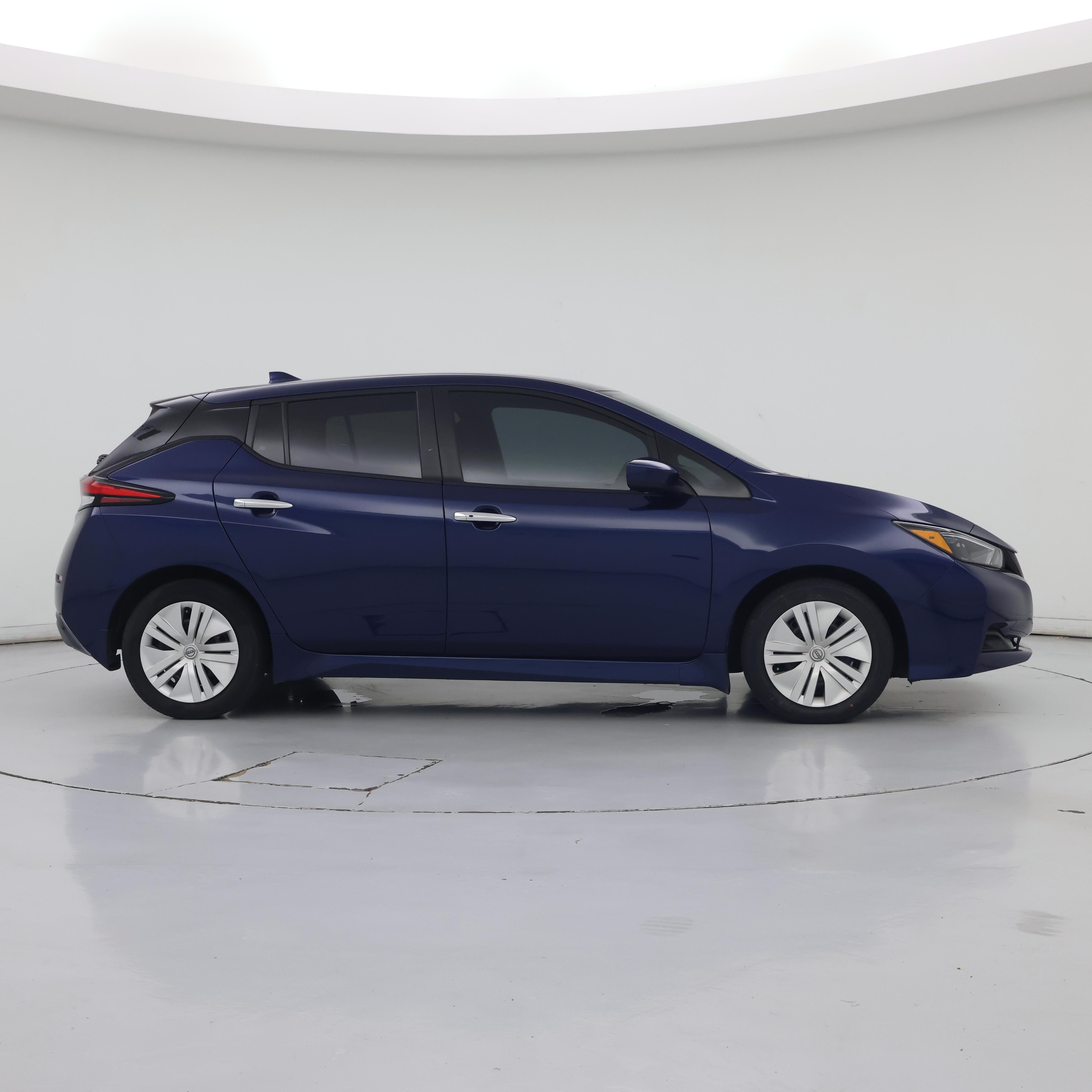 Thumbnail: 2024 Nissan Leaf - 7