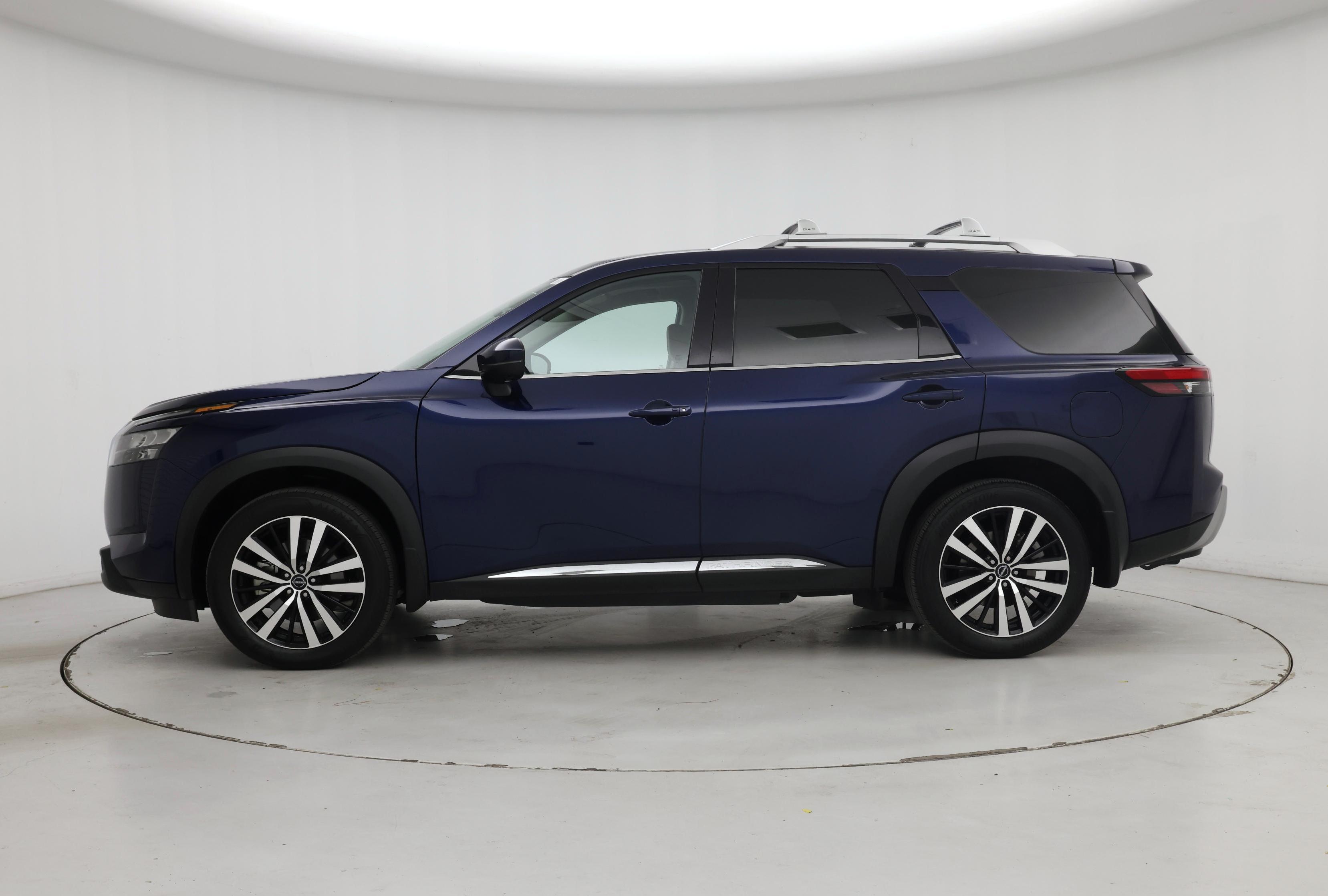 Thumbnail: 2025 Nissan Pathfinder - 3
