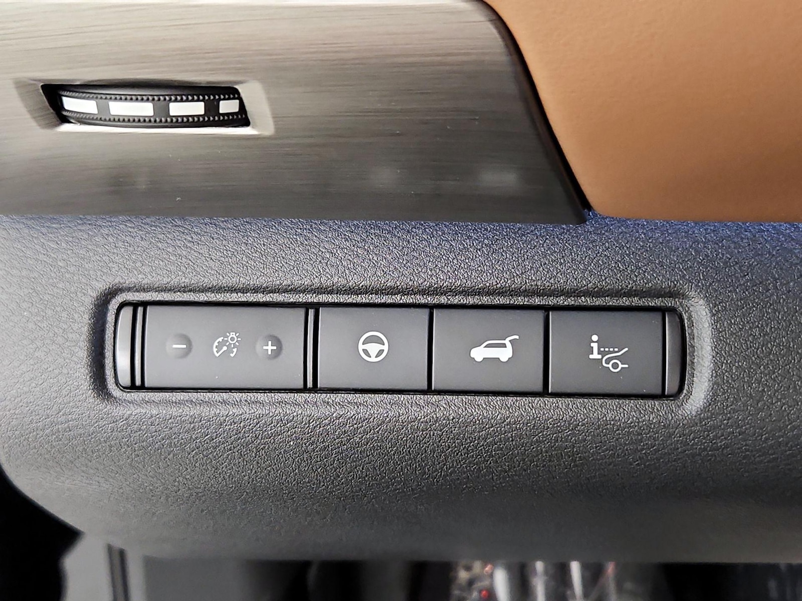2025 Nissan Pathfinder Platinum - Photo 14