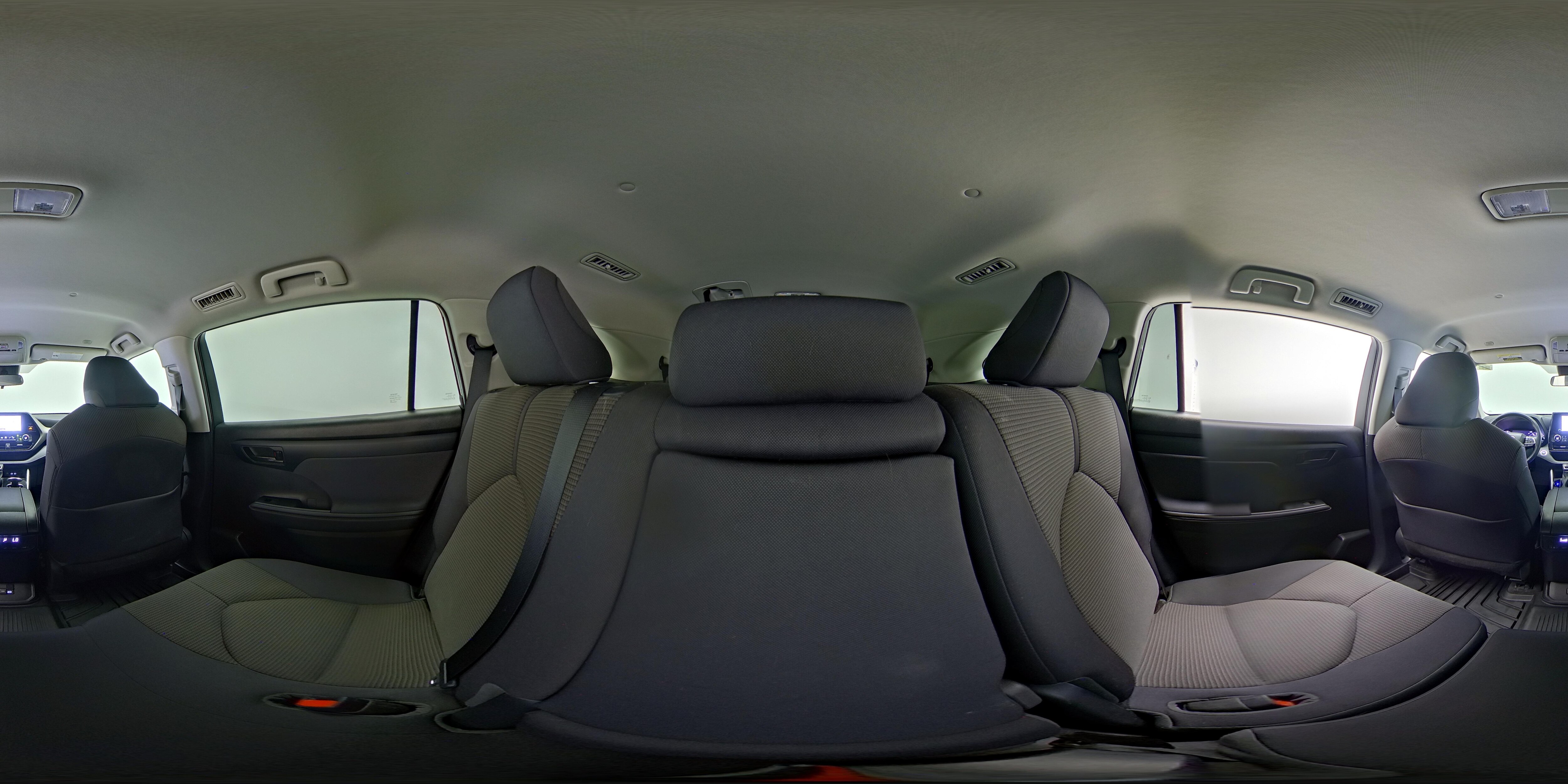 2023 Toyota Highlander LE - Photo 26