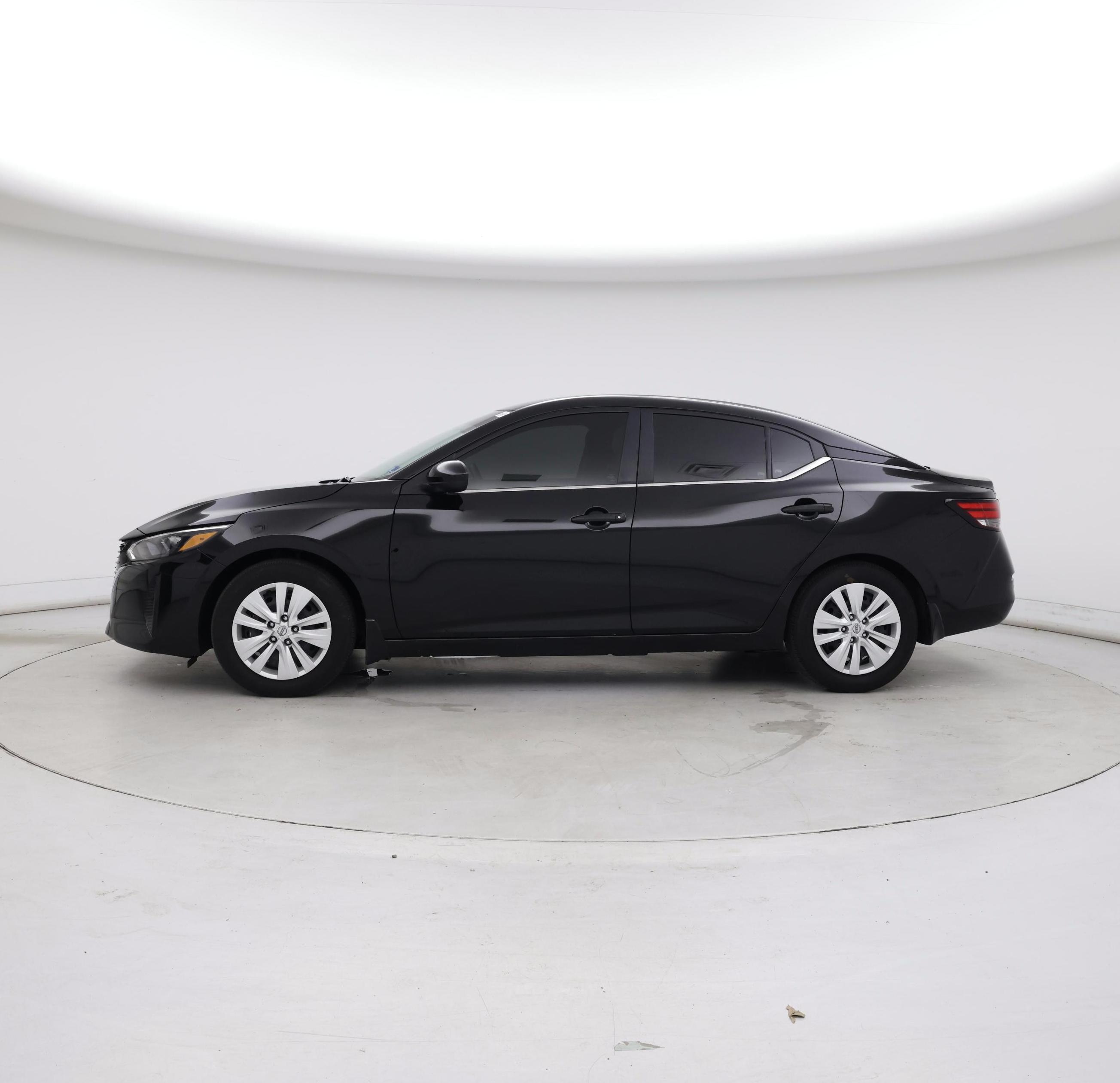 Thumbnail: 2025 Nissan Sentra - 3