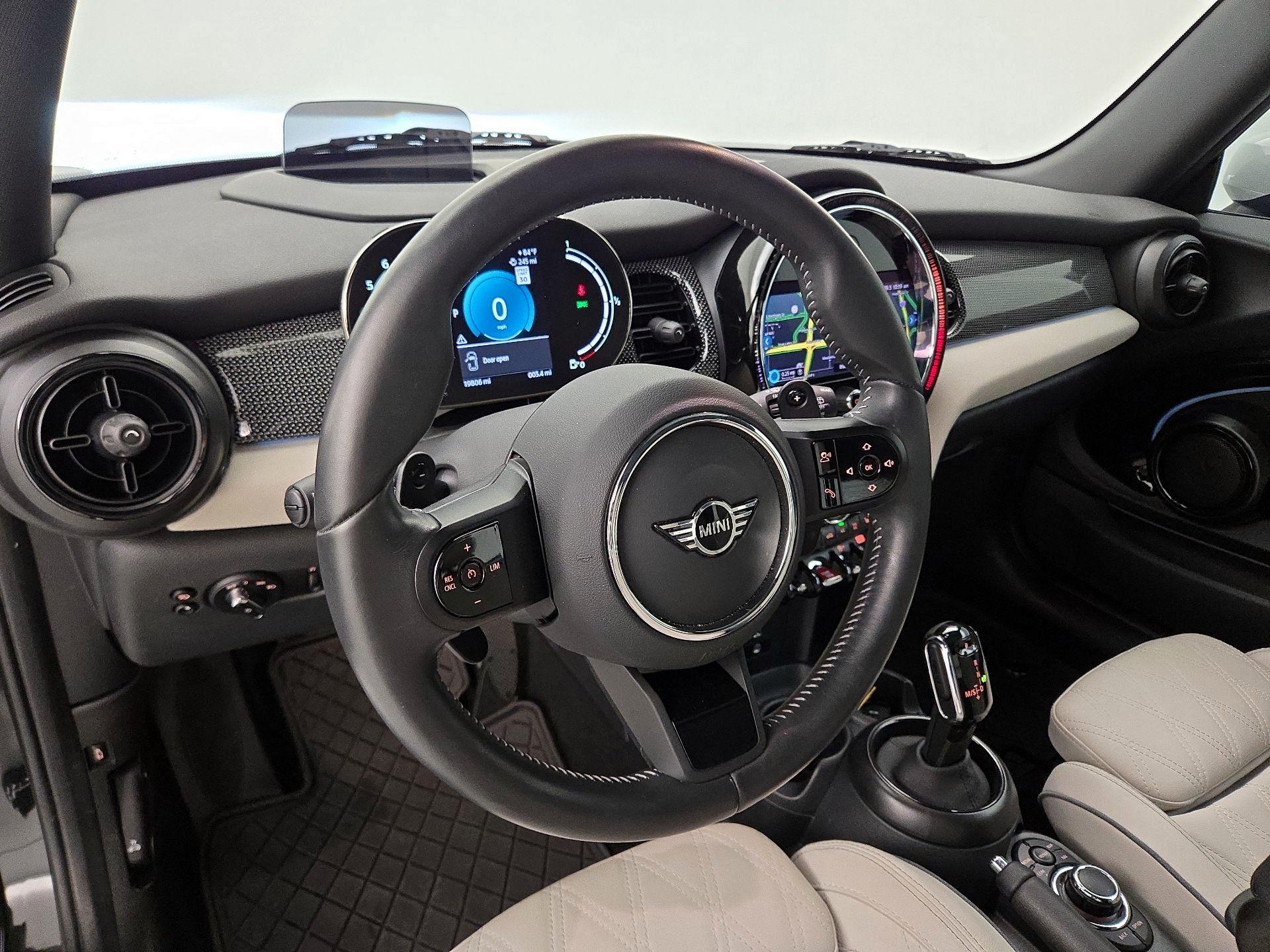Thumbnail: 2024 MINI Cooper Hardtop - 9