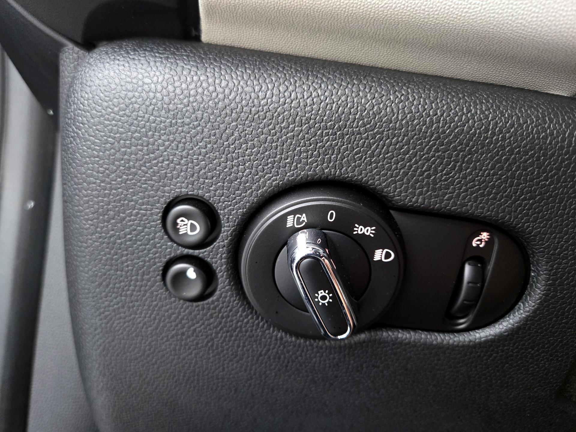 Thumbnail: 2024 MINI Cooper Hardtop - 13