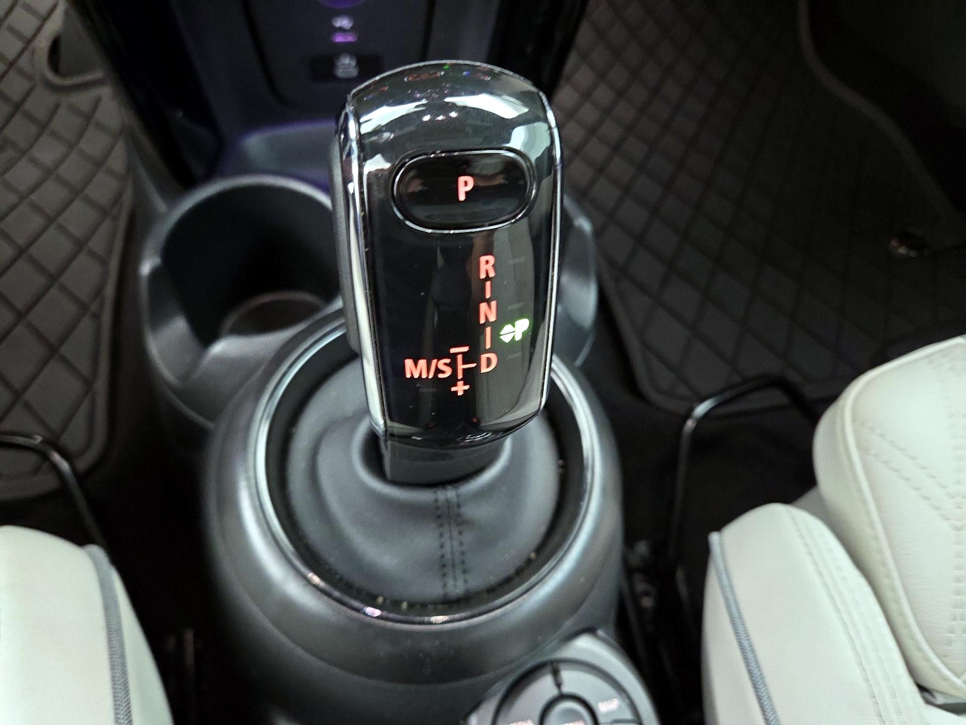 Thumbnail: 2024 MINI Cooper Hardtop - 18